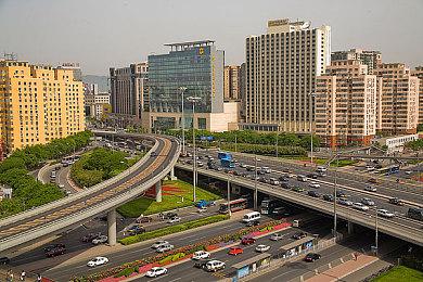 《半条命2》曾有飞机撞高楼场景 因911事件被取消